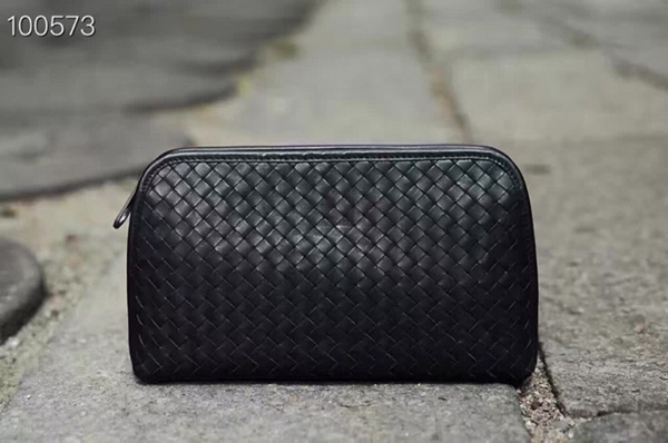 ボッテガヴェネタバッグ正面デザイン